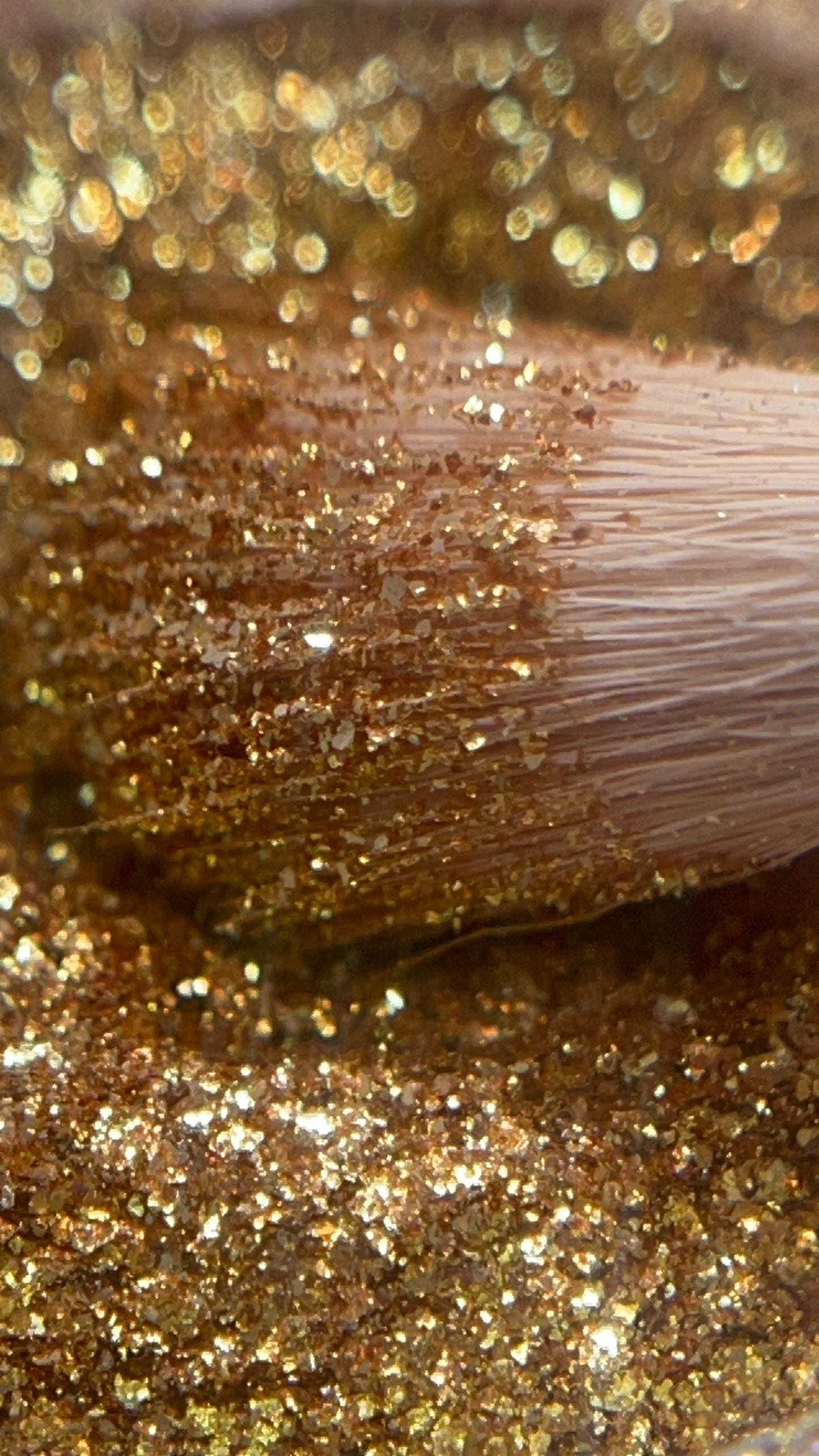 Ur Golden Girl - Celestial Glitter Pigment