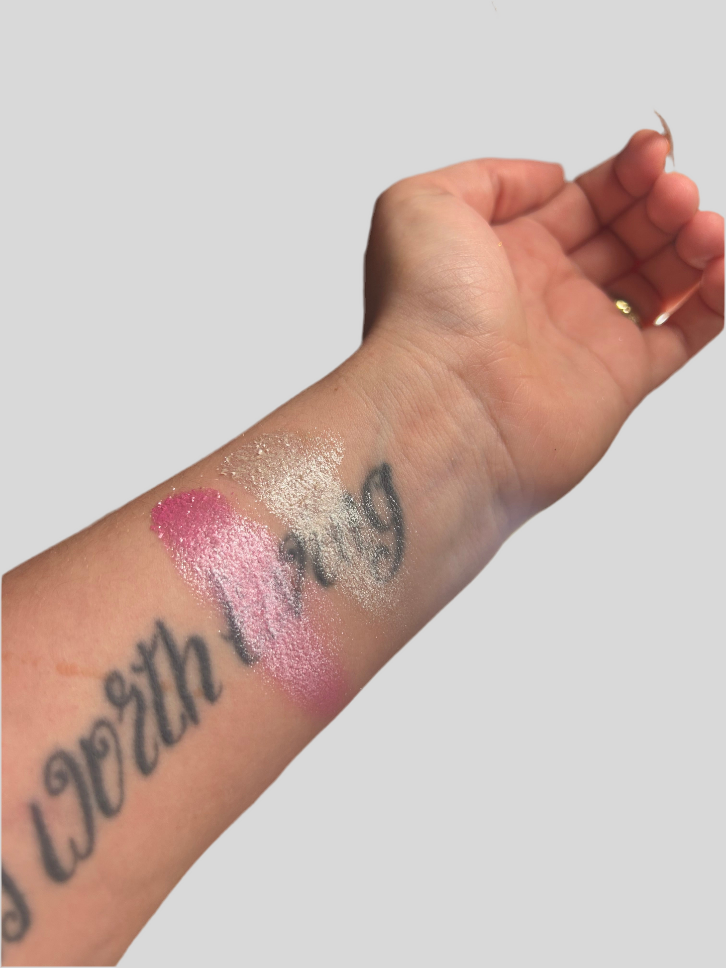 Cosmic Aura Glitter Pressed Highlighter