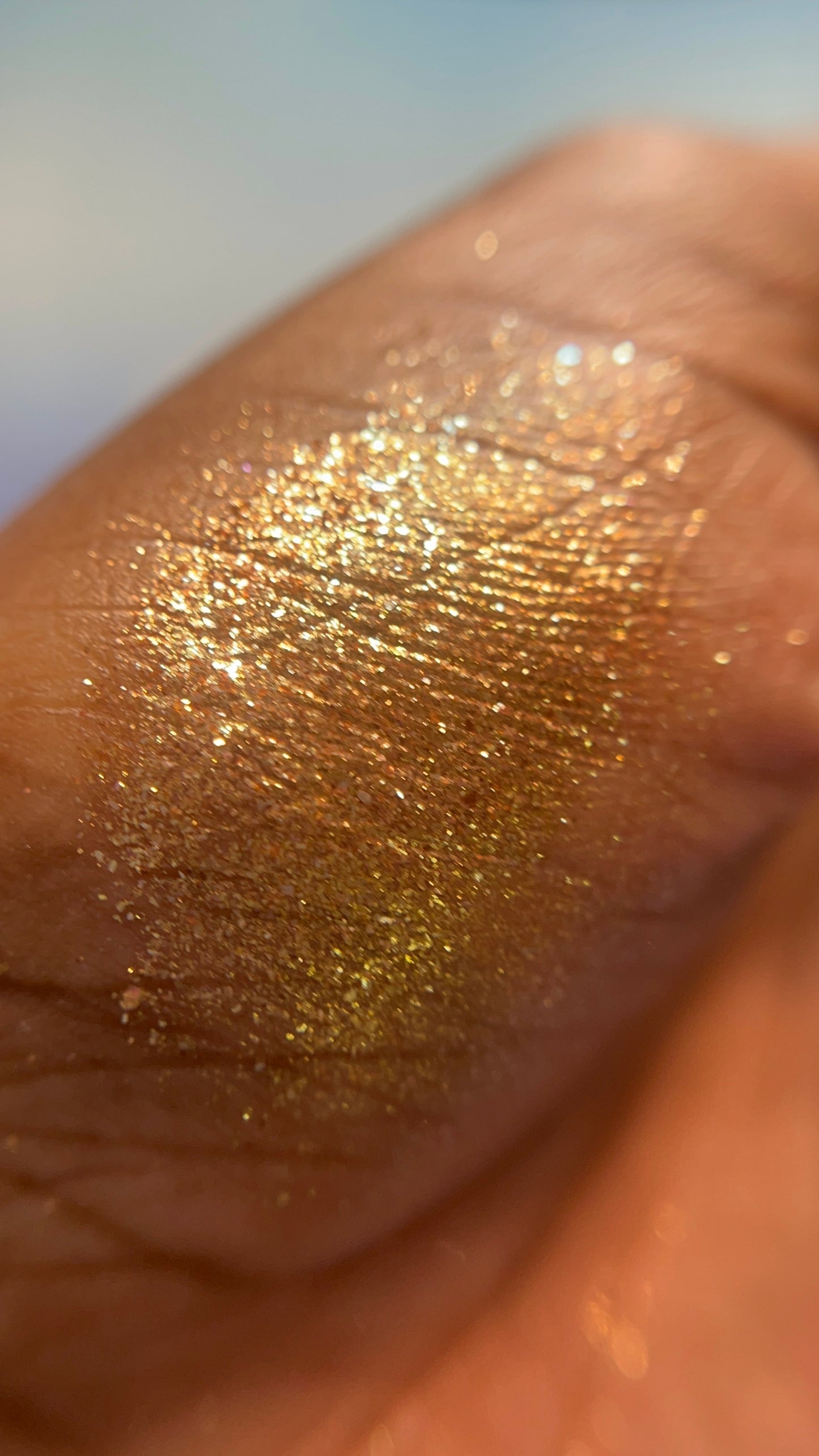 Ur Golden Girl - Celestial Glitter Pigment
